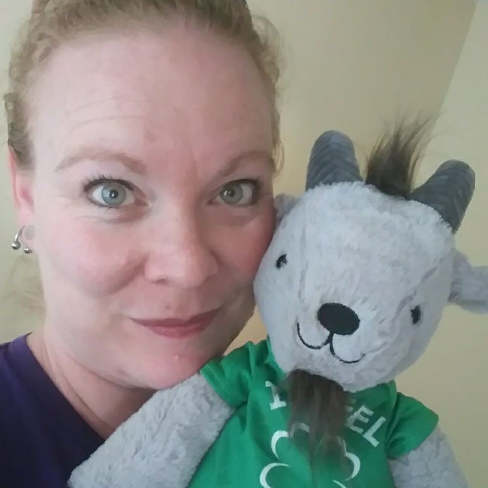 Meet your Posher, Cybil